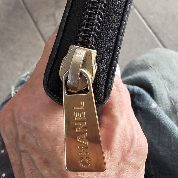 CHANEL WALLET - Picture 9 of 9